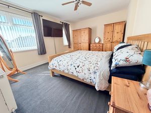 Pooltown Road Whitby